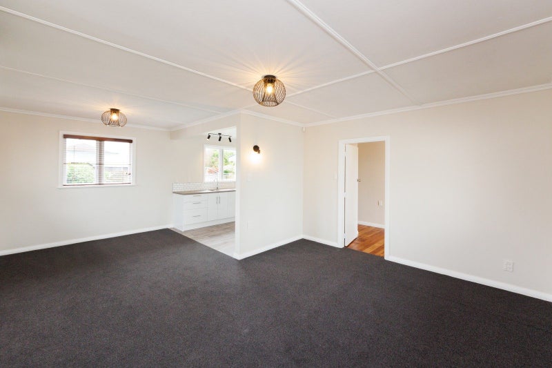 226 Tremaine Avenue, Highbury, Palmerston North - Carousel 2