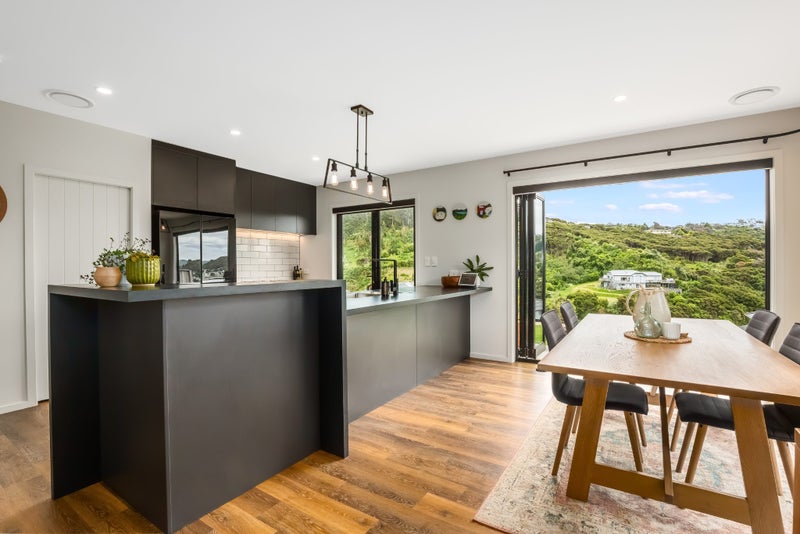 2 Langborn Way, Whitby, Porirua - Carousel 2