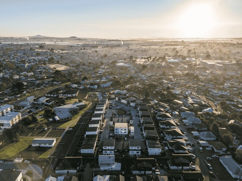 91 Ngae Place, Mangere East, Auckland - Carousel 12