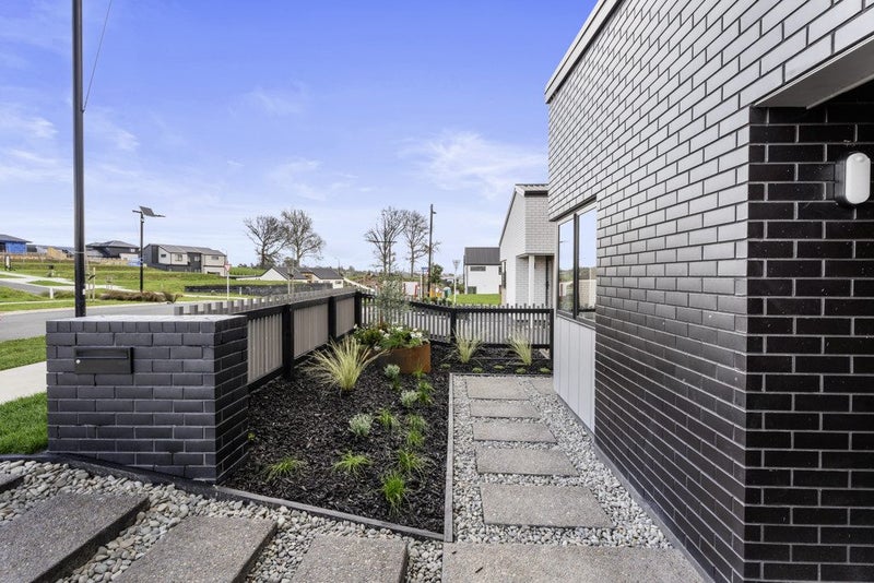 11 Anurangi Rise, Peacocke, Hamilton - Carousel 2