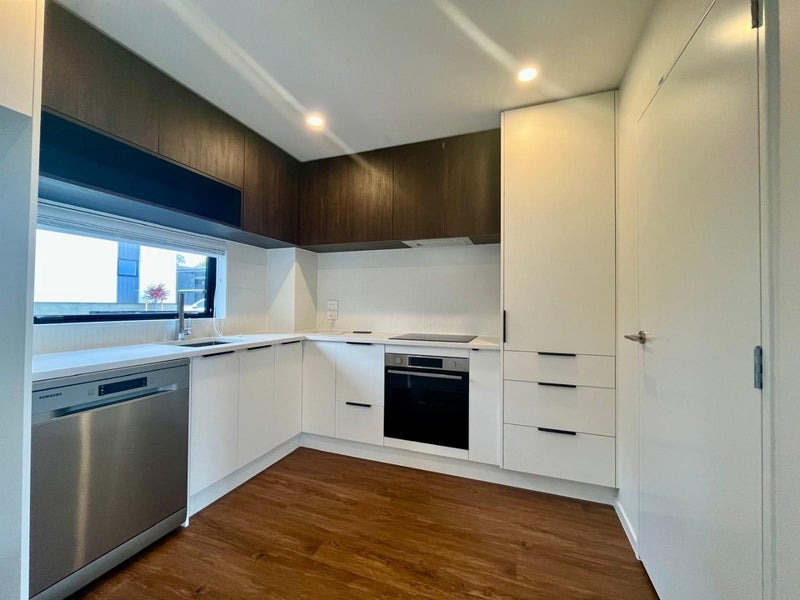 9/79 Edmonton Road, Henderson, Auckland - Carousel 2
