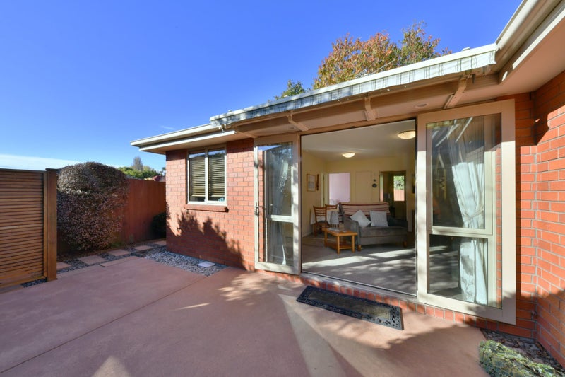 4/108 Yaldhurst Road, Sockburn, Christchurch - Carousel 1