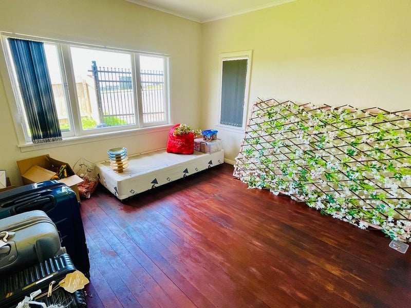 339 Hillsborough Road, Hillsborough, Auckland - Carousel 18