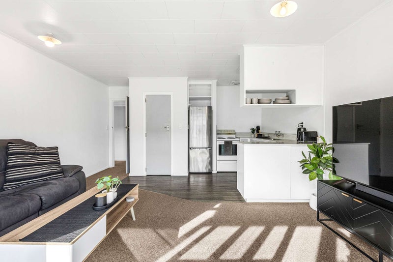 2/35 Green Street, Tāhunanui, Nelson - Carousel 2