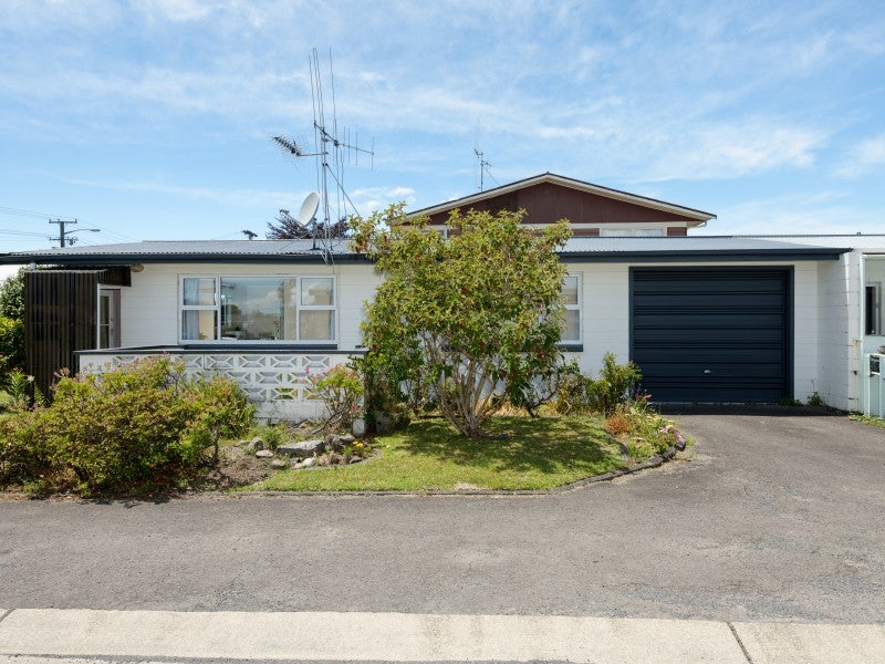 92 Ngatai Road, Otūmoetai, Tauranga - Carousel 2