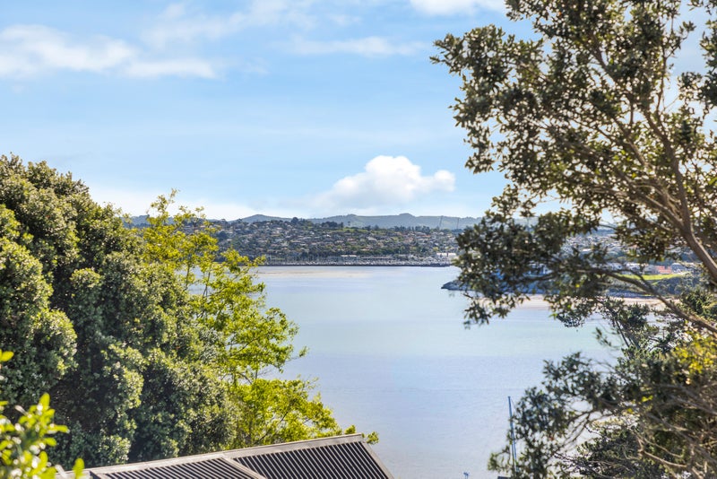 45 Brigantine Drive, Beach Haven, Auckland - Carousel 2