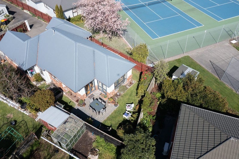 41 Dover Street, St Albans, Christchurch - Carousel 36