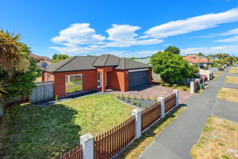 56 Beach Road, North New Brighton, Christchurch - Carousel 1