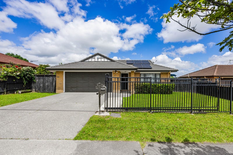 242 Mahia Road, Weymouth, Auckland - Carousel 1