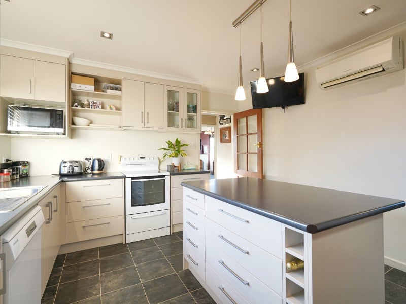 235 Crawford Street, Glengarry, Invercargill - Carousel 2