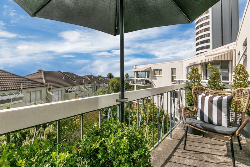 5/5 Curran Street, Herne Bay, Auckland - Carousel 2