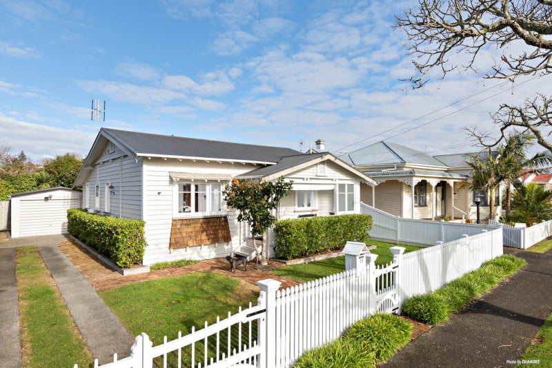 38 Kitchener Road, Sandringham, Auckland - Carousel 1