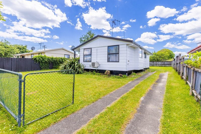 1 Byron Road, Enderley, Hamilton - Carousel 2