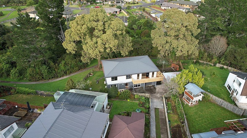 99 Oreil Avenue, West Harbour, Auckland - Carousel 2