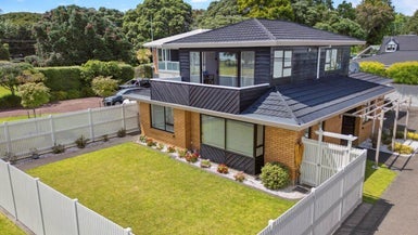 70 Laurence Street, Manly, Whangaparaoa - Carousel 1