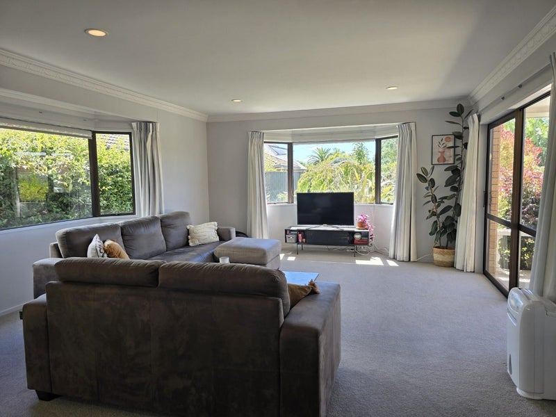 49B Ridge Street, Otumoetai, Tauranga - Carousel 2