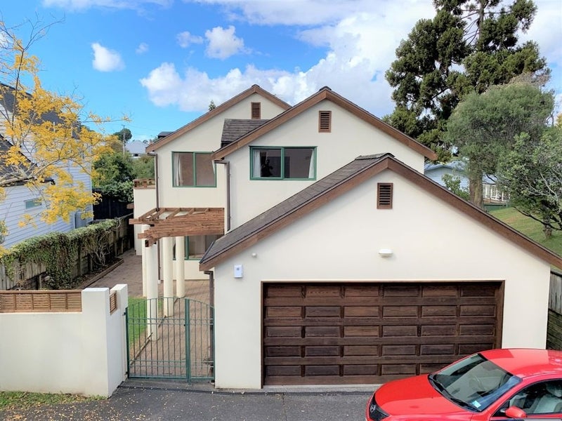 12A Muir Road, Remuera, Auckland - Carousel 2