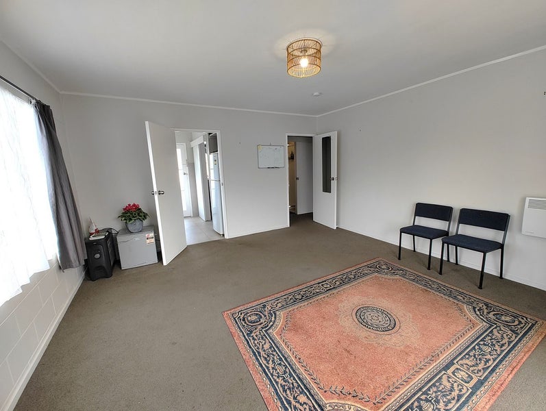 1/26 Don Croot Street, Morningside, Auckland - Carousel 1