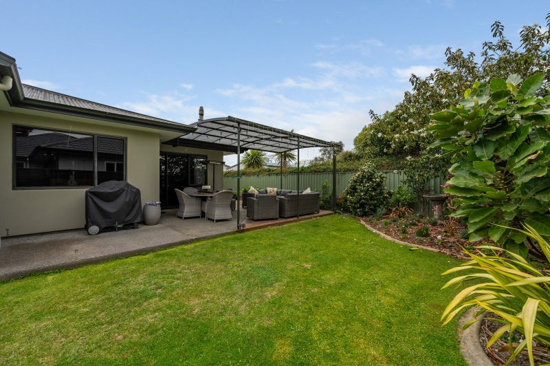 9 Harrison Court, Clive, Clive - Carousel 21