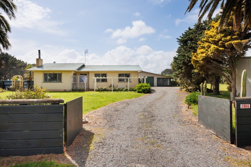 2066 Tangimoana Road, Tangimoana, Palmerston North - Carousel 2