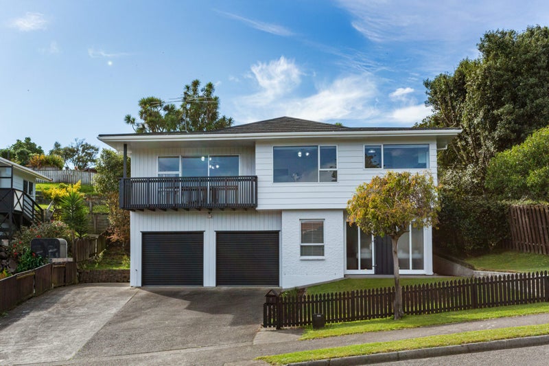 5 Romesdale Road, Papakowhai, Porirua - Carousel 1