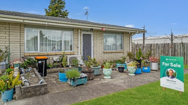 12D Seaforth Avenue, Milson, Palmerston North - Carousel 1