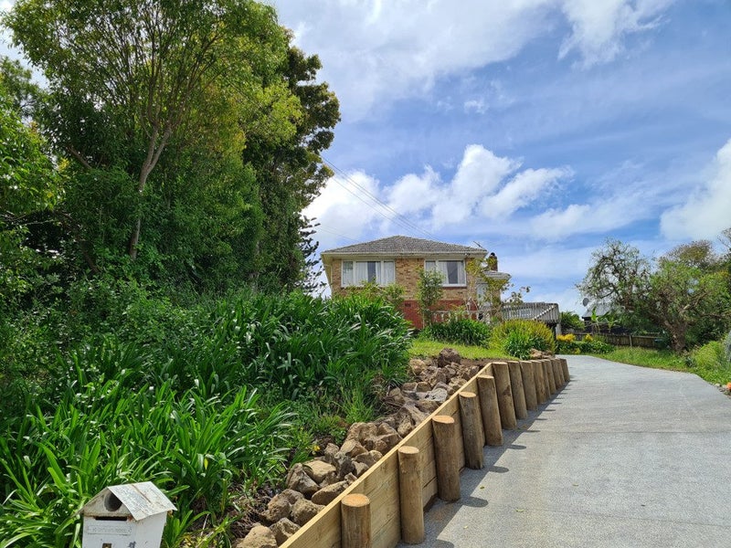 5 Potiki Place, Glen Innes, Auckland - Carousel 1