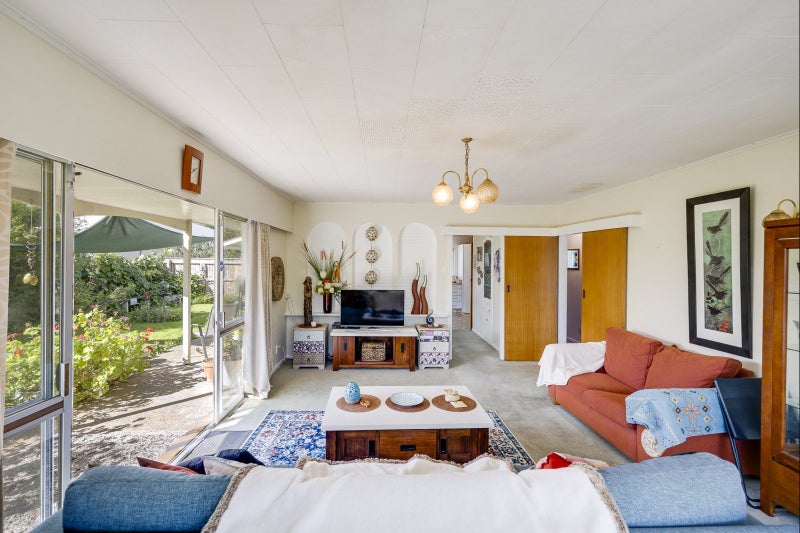 4/8 Peddie Street, Taradale, Napier - Carousel 2