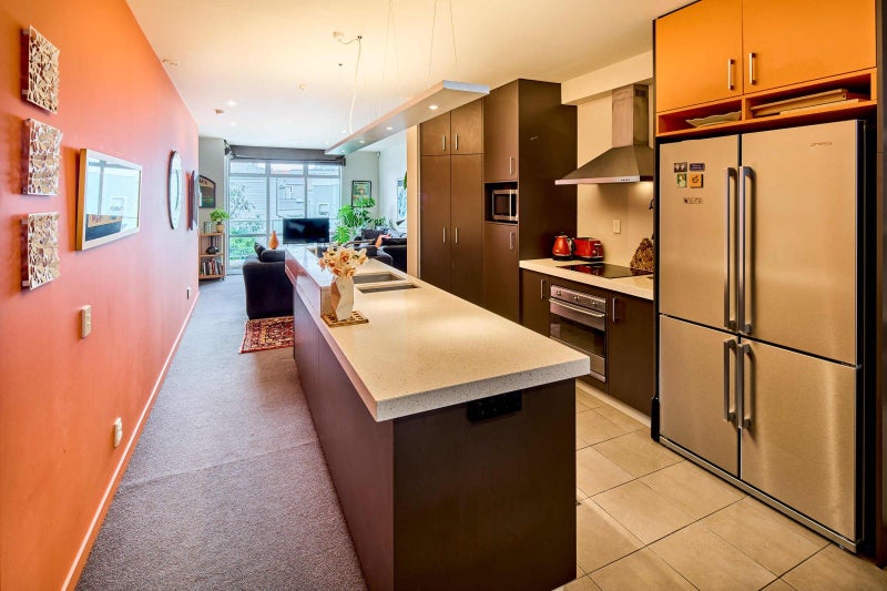 12 Fallowfield Avenue, Mount Victoria, Wellington - Carousel 2