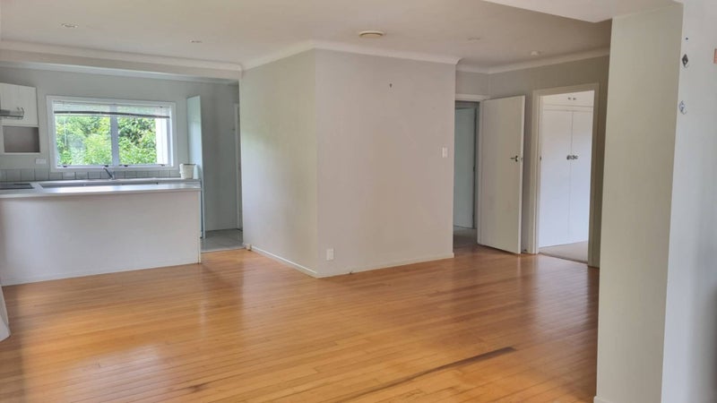 29A Glenfern Road, Mellons bay, Auckland - Carousel 2