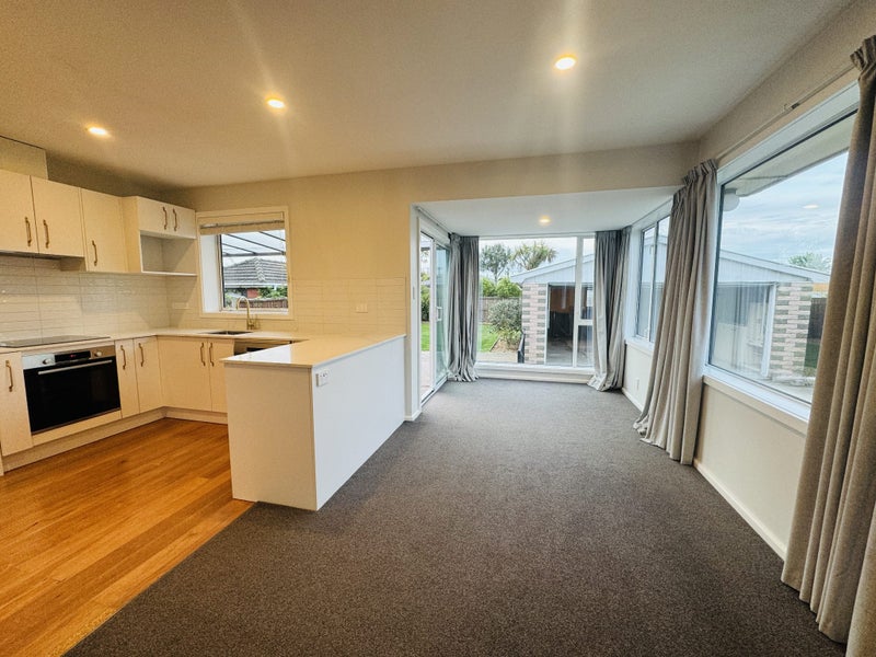 239 Grahams Road, Bishopdale, Christchurch - Carousel 2