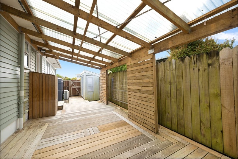 129 Riverpark Crescent, Henderson, Auckland - Carousel 2