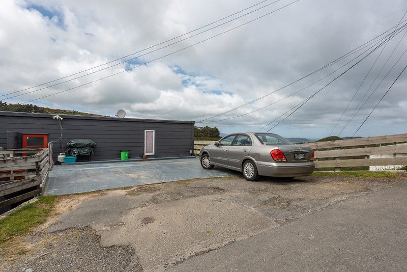 3/25 Kitchener Terrace, Johnsonville, Wellington - Carousel 9