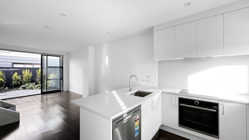 61 Tuaiwi Street, Manukau, Auckland - Carousel 2