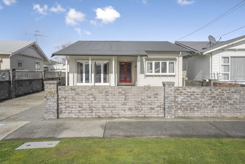 20 Pilmuir Street, Hutt Central, Lower Hutt - Carousel 1