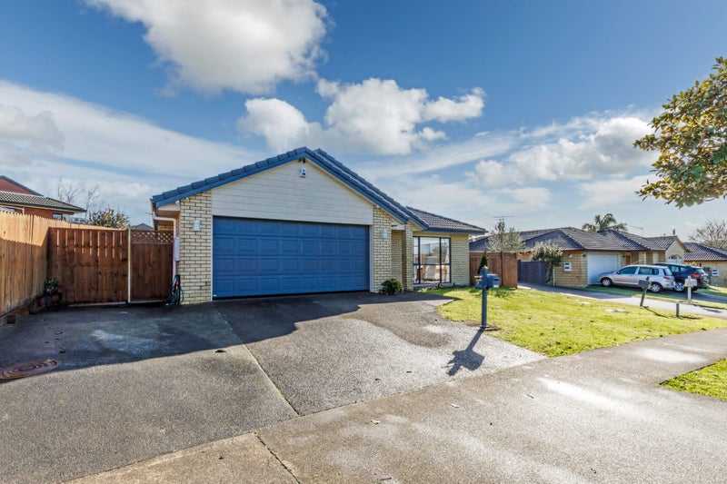 28 Skelton Avenue, Randwick Park, Auckland - Carousel 2
