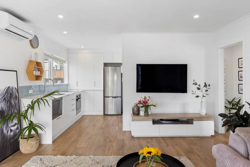 31A Cotton Street, Saint Johns, Auckland - Carousel 2