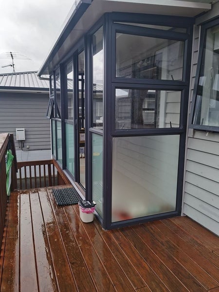 16 Velma Road, Hillcrest, Auckland - Carousel 2