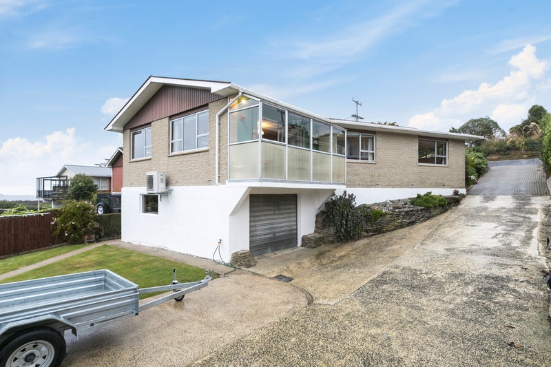 104 Tanner Road, Glenleith, Dunedin - Carousel 1