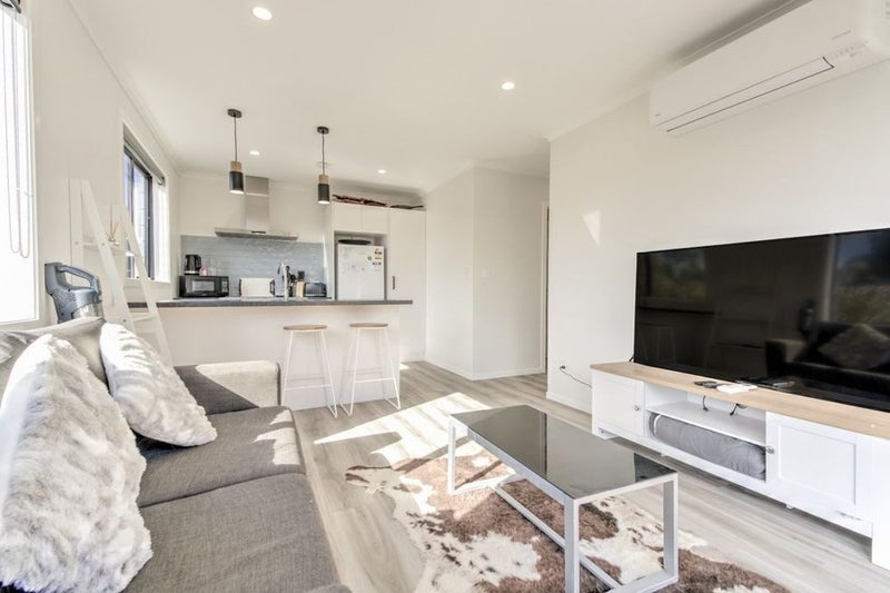 10 Tupelo Street, Pukete, Hamilton - Carousel 2
