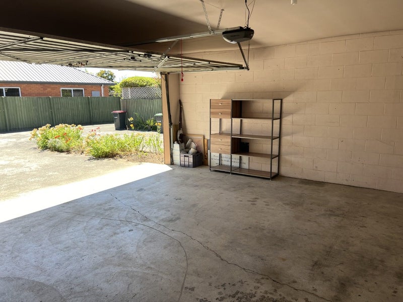 2/3 Claverley Gardens, Avonhead, Christchurch - Carousel 15