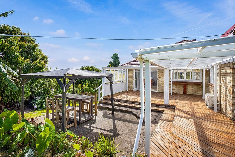 187 Hillsborough Road, Hillsborough, Auckland - Carousel 2