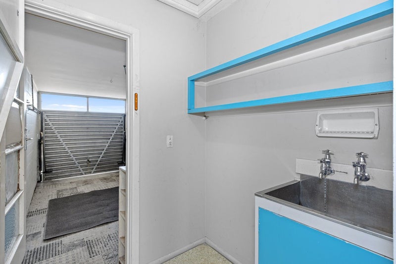 1/42 North Avon Road, Richmond, Christchurch - Carousel 12