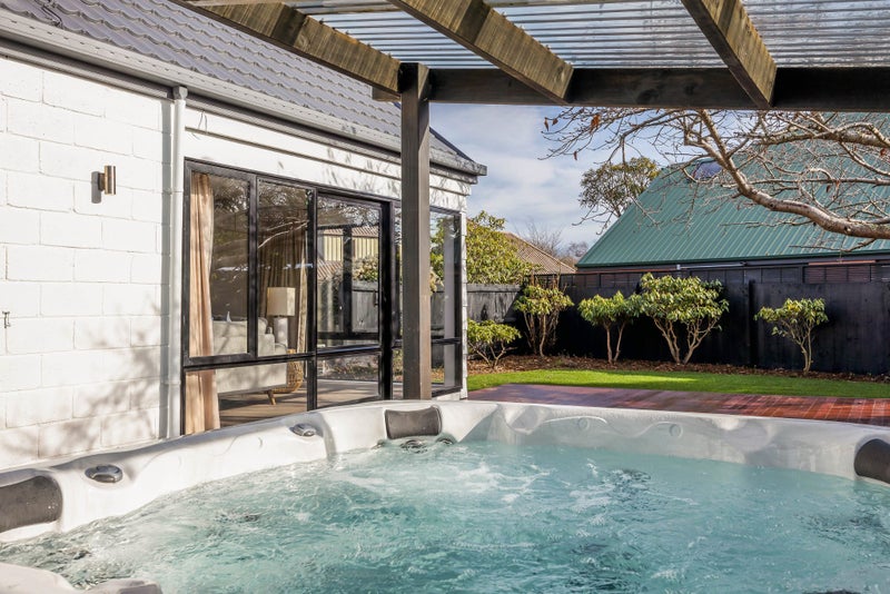 7 Harrods Court, Ilam, Christchurch - Carousel 2