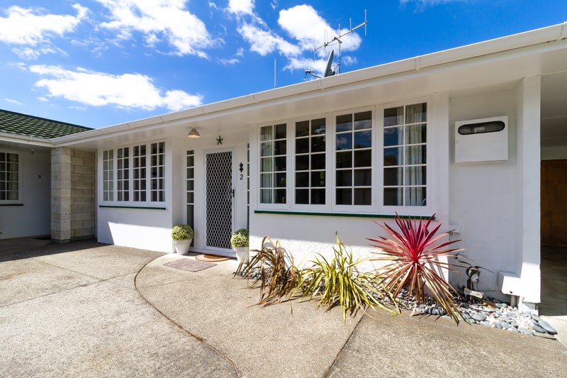 2/10A Meeanee Quay, Westshore, Napier - Carousel 1