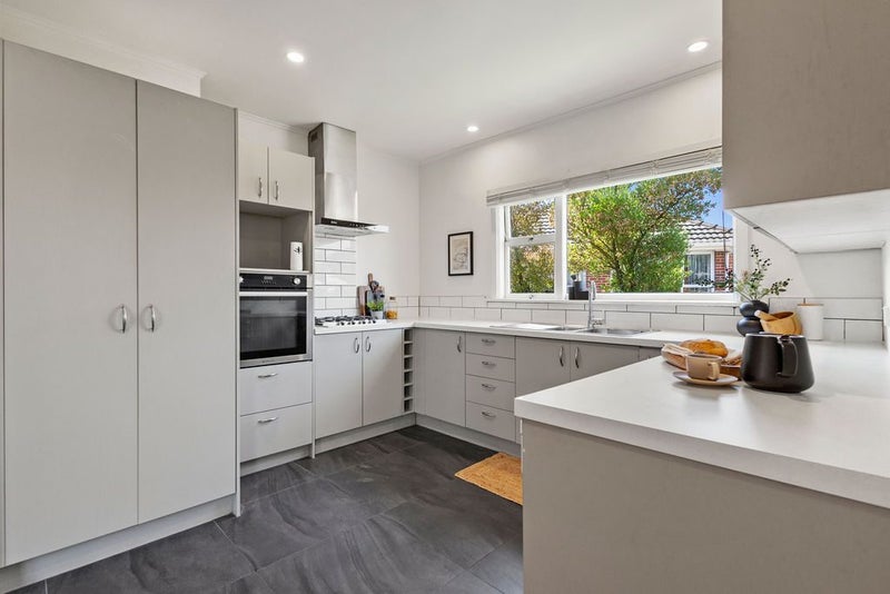 1/270 Grahams Road, Bishopdale, Christchurch - Carousel 2