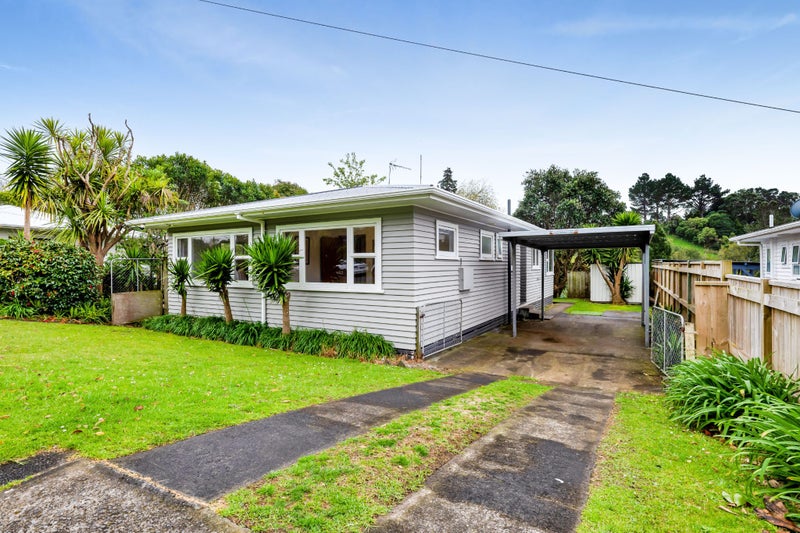 15 Beaumont Crescent, Frankleigh Park, New Plymouth - Carousel 2