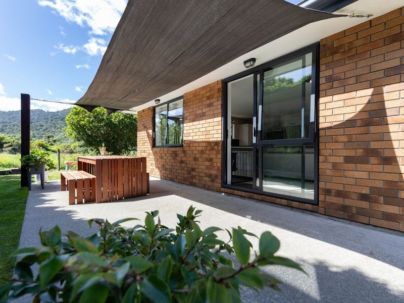 89A Hall Street, Cobden, Greymouth - Carousel 1