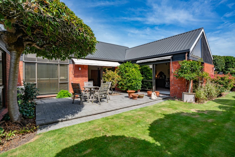 2/34 Repton Street, Merivale, Christchurch - Carousel 1