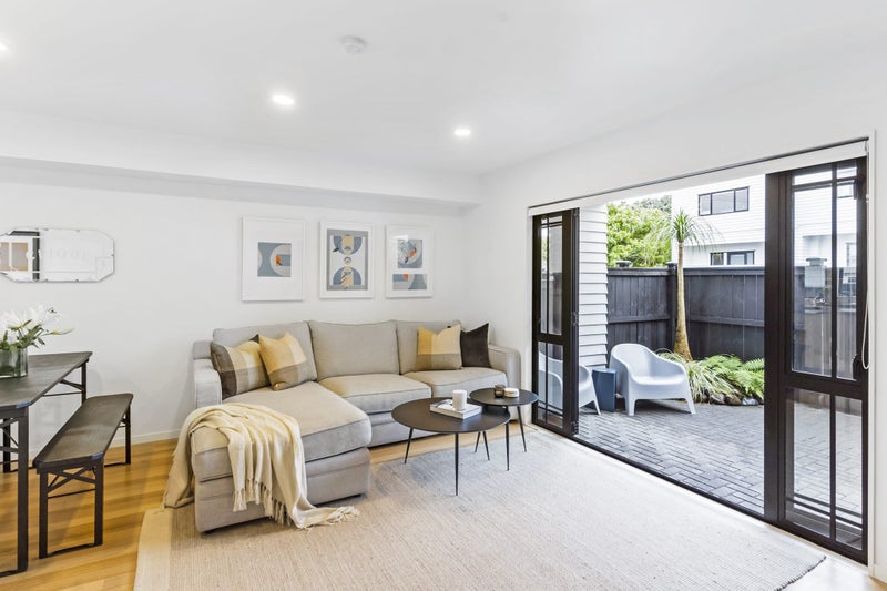 2H Wilton Street, Grey Lynn, Auckland - Carousel 1